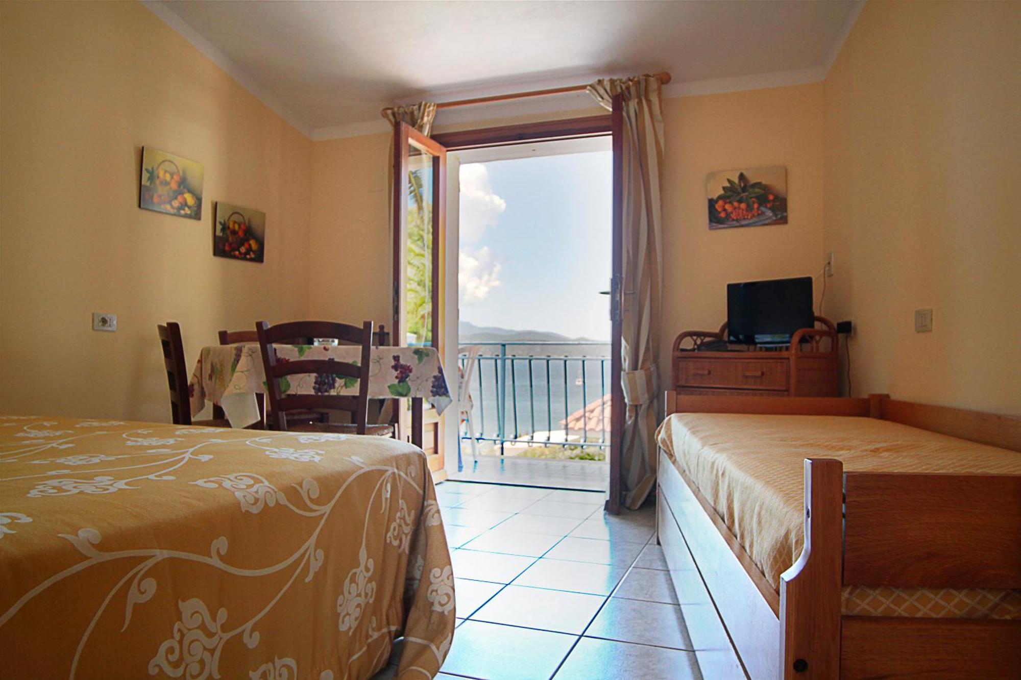 Residential Hotel Villaggio Innamorata カポリーヴェリ 部屋 写真