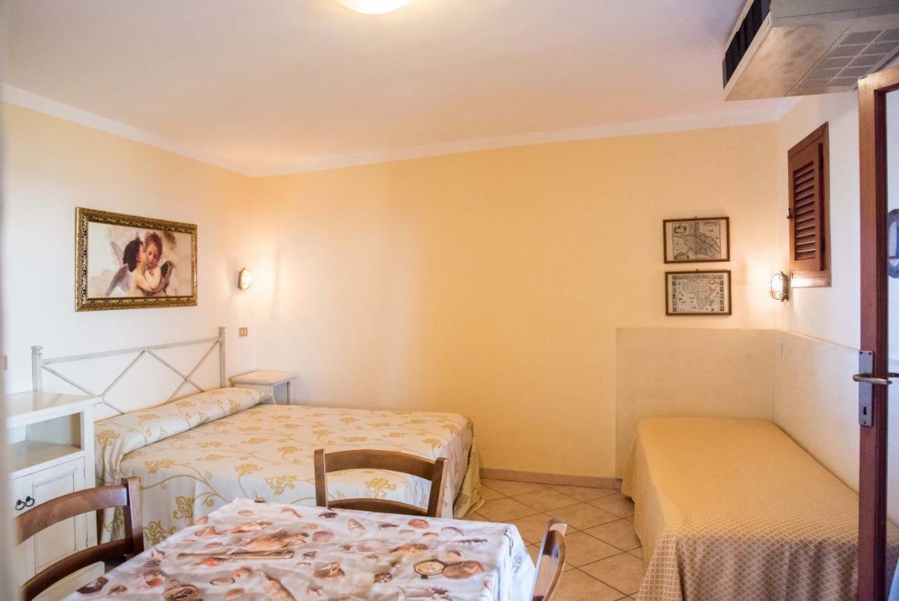 Residential Hotel Villaggio Innamorata カポリーヴェリ エクステリア 写真